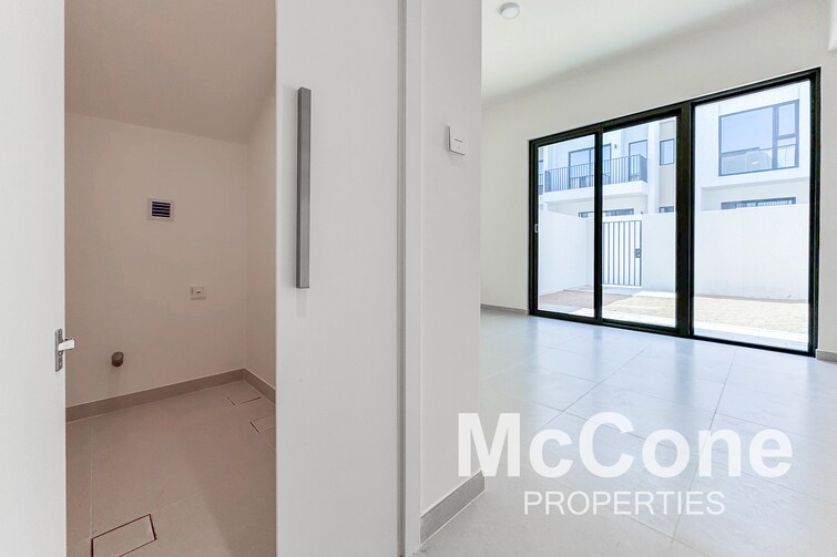  Villa for Sale, Dubai South, Dubai