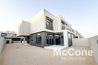  Villa for Sale, Dubai South, Dubai