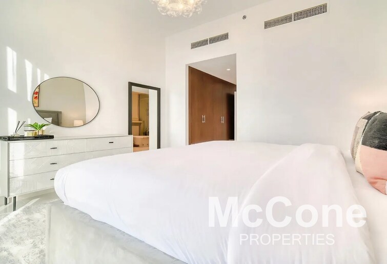 BLVD Crescent Towers Apartment for Sale, Downtown Dubai, Dubai