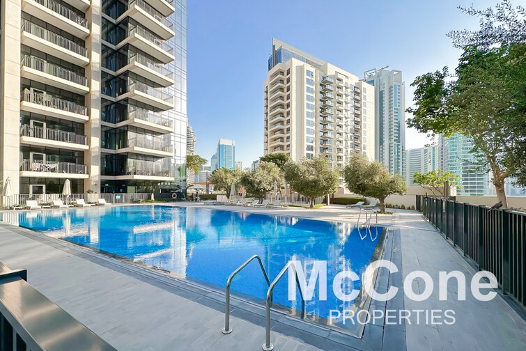 BLVD Crescent Towers Apartment for Sale, Downtown Dubai, Dubai