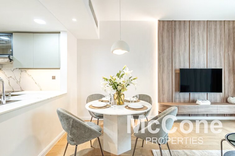 Standpoint Towers Apartment for Sale, Downtown Dubai, Dubai