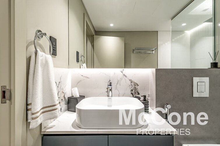 Standpoint Towers Apartment for Sale, Downtown Dubai, Dubai