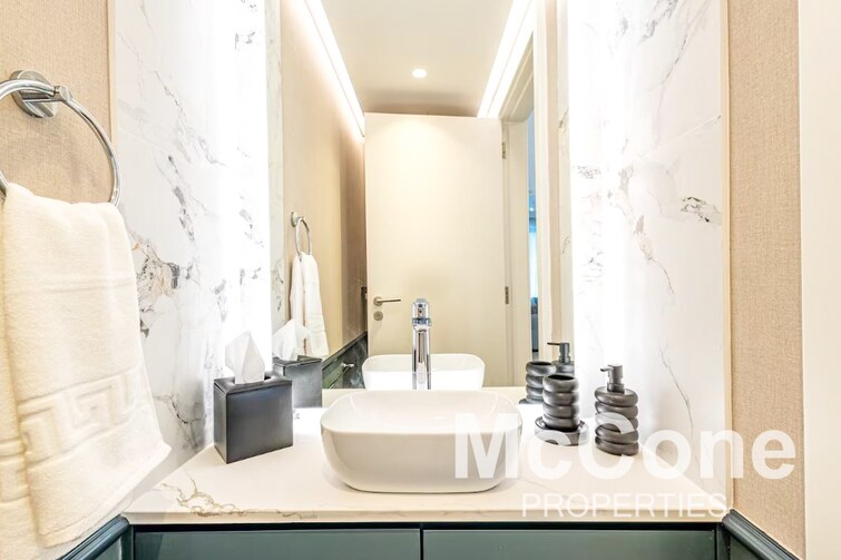 Standpoint Towers Apartment for Sale, Downtown Dubai, Dubai