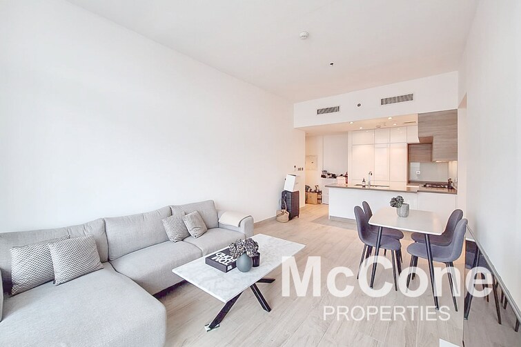 Studio One Tower Apartment for Sale, Dubai Marina, Dubai