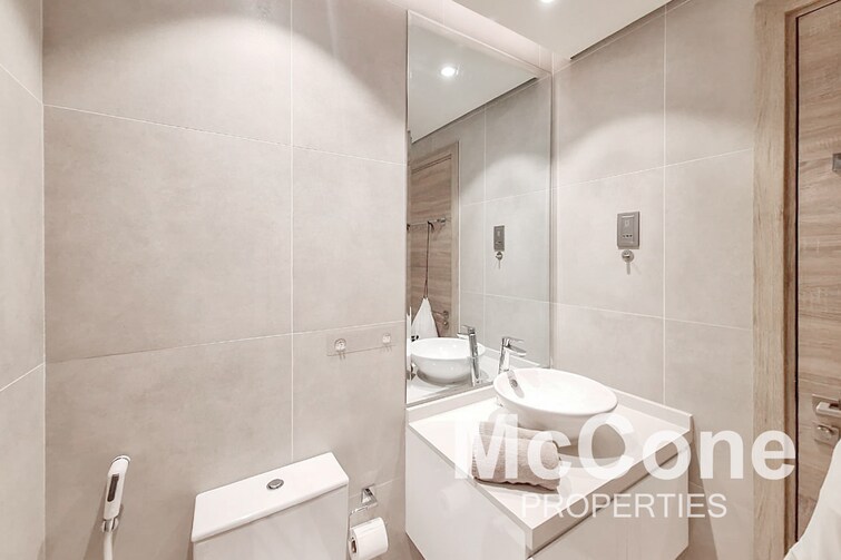 Studio One Tower Apartment for Sale, Dubai Marina, Dubai