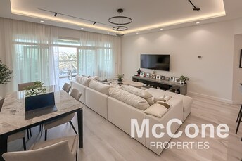 Shoreline Apartments Apartment for Sale, Palm Jumeirah, Dubai