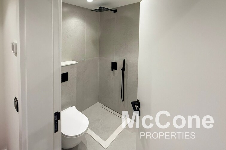 Shoreline Apartments Apartment for Sale, Palm Jumeirah, Dubai