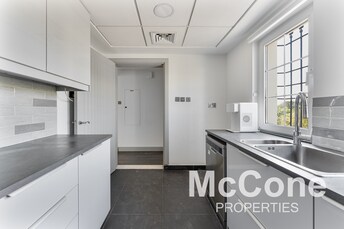 Townhouse For Sale in Dubailand