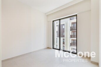 Apartment For Sale in Dubai Creek Harbour