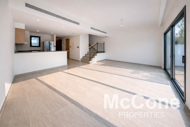  Townhouse for Sale, Damac Lagoons, Dubai