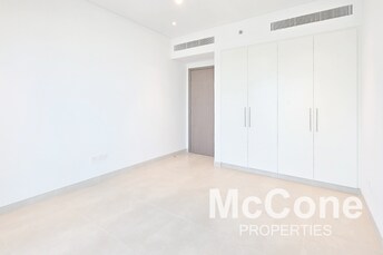 Apartment For Sale in Building 1