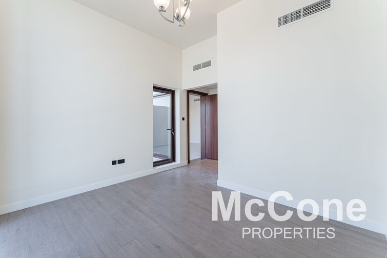 District 11 Villa for Sale, Mohammed Bin Rashid City, Dubai
