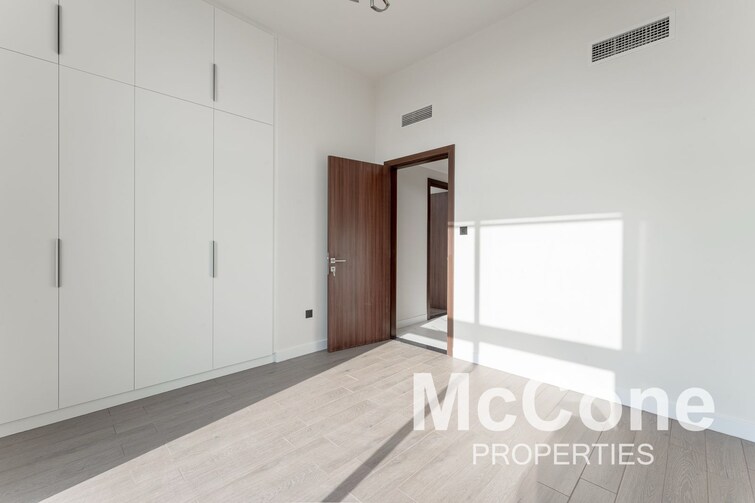 District 11 Villa for Sale, Mohammed Bin Rashid City, Dubai