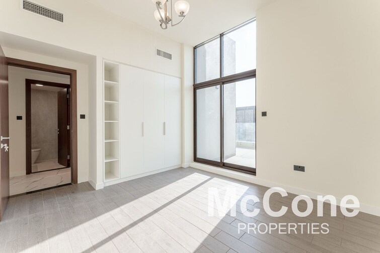District 11 Villa for Sale, Mohammed Bin Rashid City, Dubai