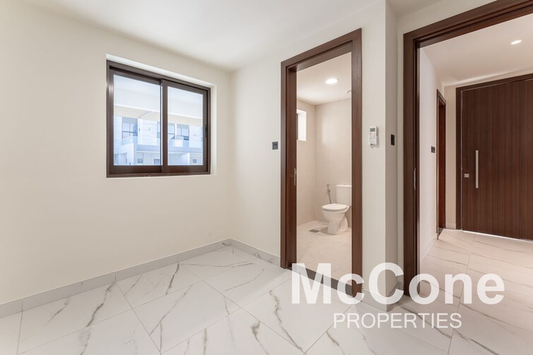 District 11 Villa for Sale, Mohammed Bin Rashid City, Dubai