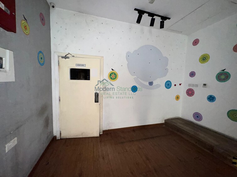 Al Mankhool Shop for Rent, Bur Dubai, Dubai