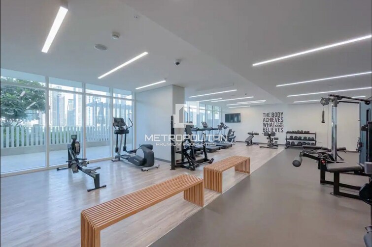 EMAAR Beachfront Apartment for Sale, Dubai Harbour, Dubai