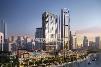 Apartment For Sale in Peninsula One