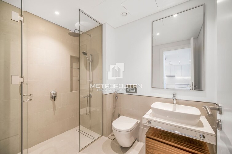  Apartment for Sale, Umm Suqeim, Dubai