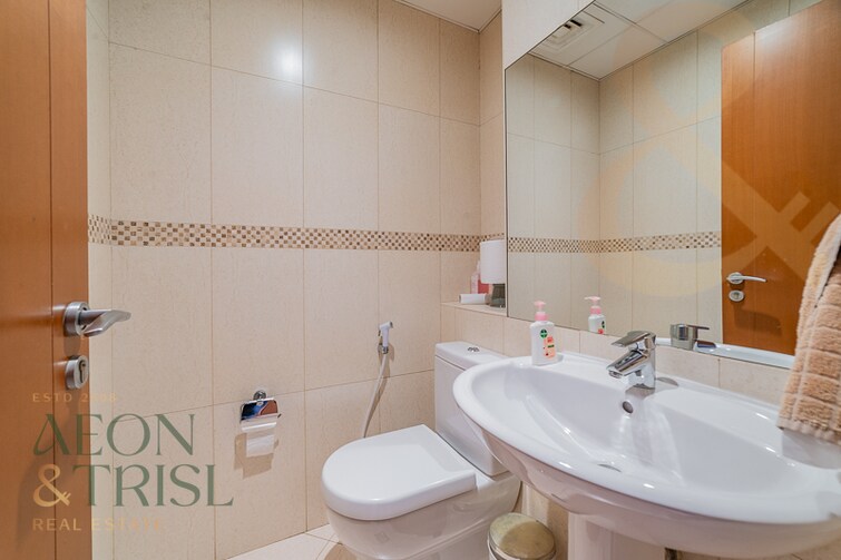JLT Cluster Q Apartment for Sale, Jumeirah Lake Towers (JLT), Dubai