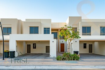 Hayat Townhouses Townhouse for Rent, Town Square, Dubai