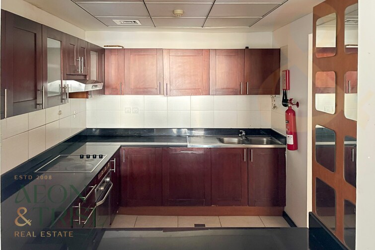 JLT Cluster S (Green Lake Towers) Apartment for Sale, Jumeirah Lake Towers (JLT), Dubai