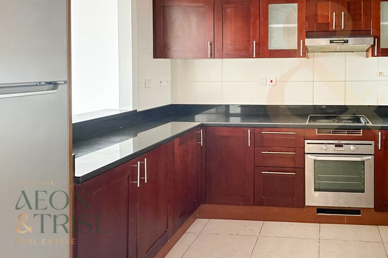 JLT Cluster S (Green Lake Towers) Apartment for Sale, Jumeirah Lake Towers (JLT), Dubai