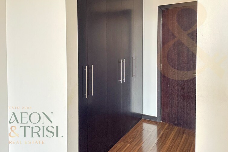 JLT Cluster S (Green Lake Towers) Apartment for Sale, Jumeirah Lake Towers (JLT), Dubai