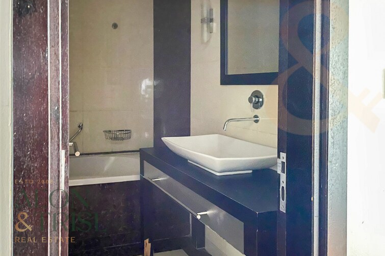 JLT Cluster S (Green Lake Towers) Apartment for Sale, Jumeirah Lake Towers (JLT), Dubai