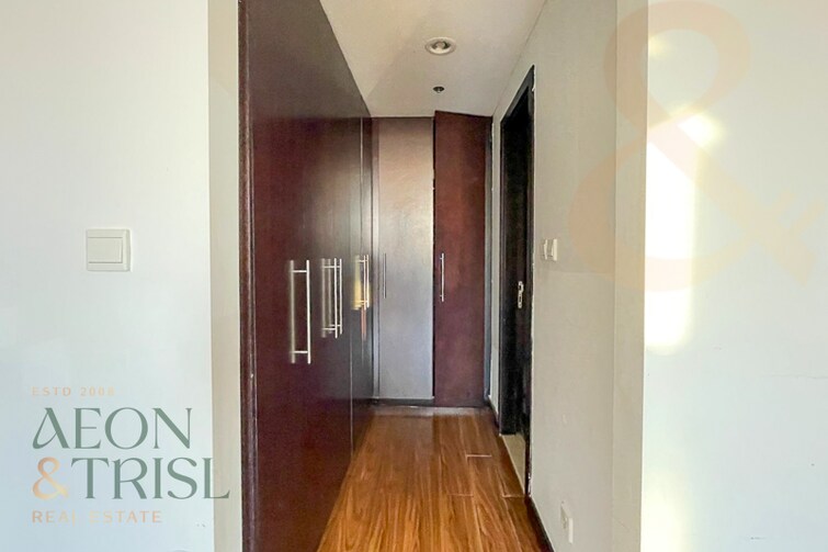 JLT Cluster S (Green Lake Towers) Apartment for Sale, Jumeirah Lake Towers (JLT), Dubai
