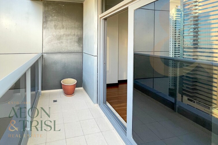 JLT Cluster S (Green Lake Towers) Apartment for Sale, Jumeirah Lake Towers (JLT), Dubai