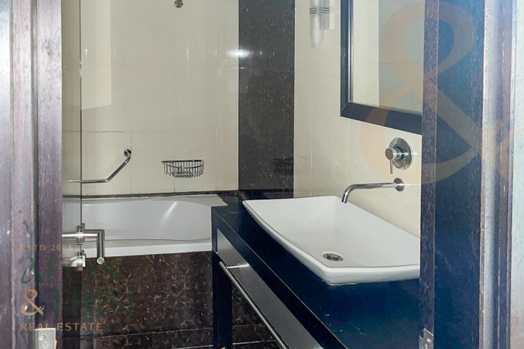 JLT Cluster S (Green Lake Towers) Apartment for Sale, Jumeirah Lake Towers (JLT), Dubai