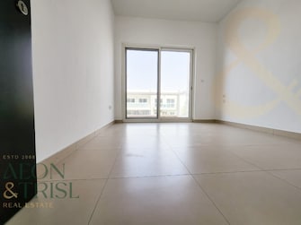 3 BR Townhouse For Rent in Warsan Village Cover Image