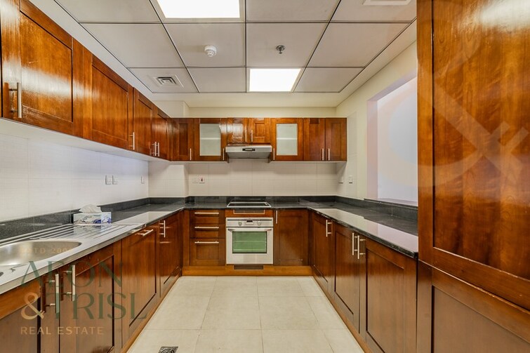 JLT Cluster S (Green Lake Towers) Apartment for Rent, Jumeirah Lake Towers (JLT), Dubai