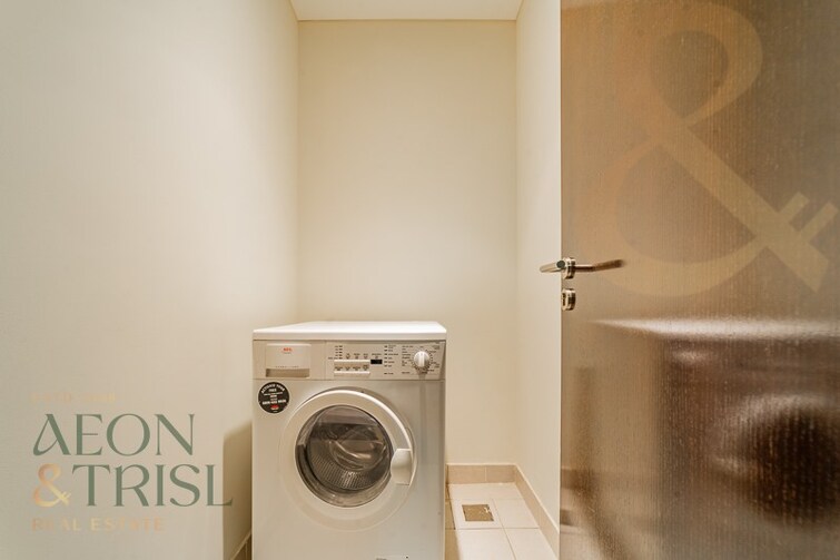 JLT Cluster S (Green Lake Towers) Apartment for Rent, Jumeirah Lake Towers (JLT), Dubai