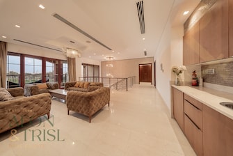 5 BR Villa For Rent in Jumeirah Islands Mansions Villas Cover Image