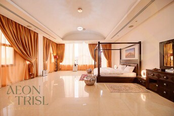  Villa for Rent, Emirates Hills, Dubai