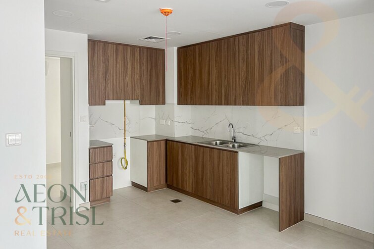 Shams Townhouses Townhouse for Rent, Town Square, Dubai