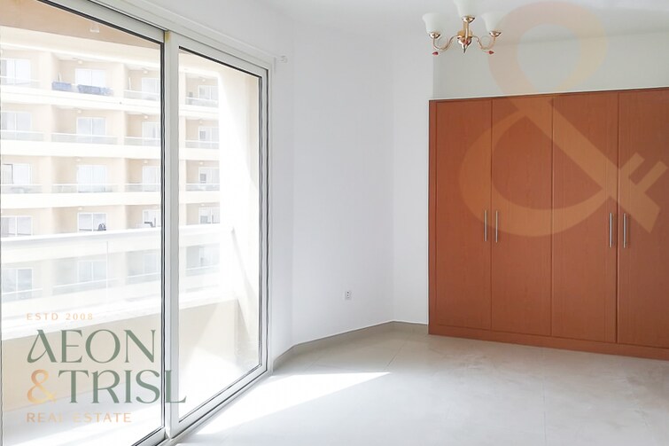 Lakeside Apartment for Sale, Dubai Production City (IMPZ), Dubai