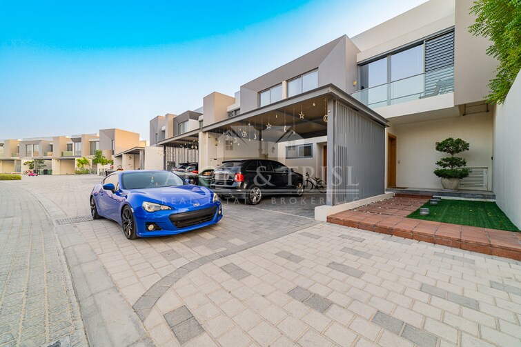 Gardenia Townhomes Townhouse for Rent, Wasl Gate, Dubai