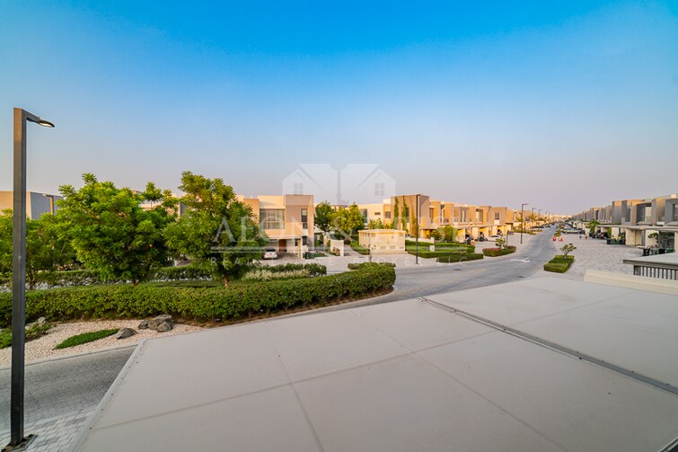 Gardenia Townhomes Townhouse for Rent, Wasl Gate, Dubai