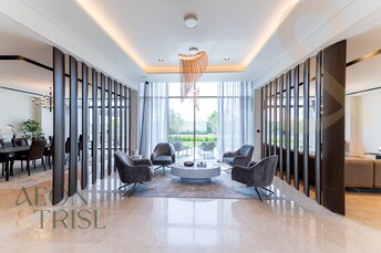 4 BR Villa For Sale in Golf Place II