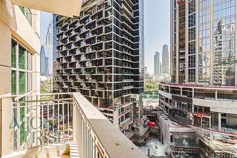 Standpoint Towers Apartment for Sale, Downtown Dubai, Dubai