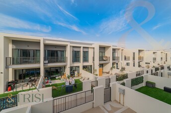 Shams Townhouses Townhouse for Rent, Town Square, Dubai
