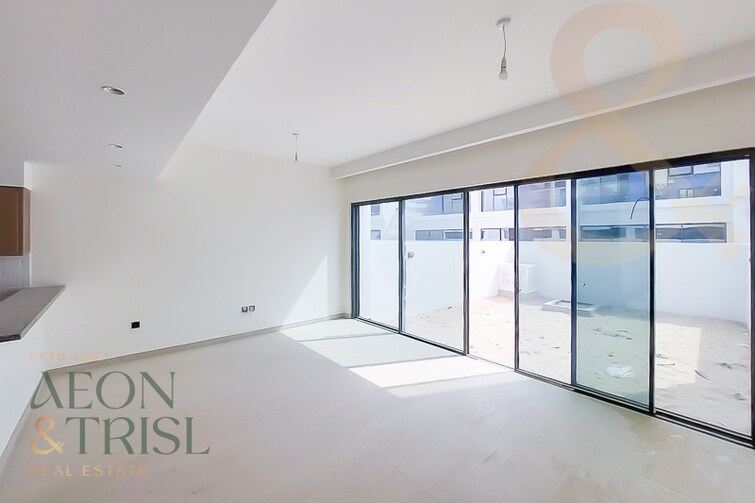 Santorini Townhouse for Rent, Damac Lagoons, Dubai