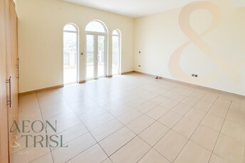  Villa for Rent, Jumeirah Park, Dubai