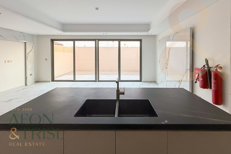 Jasmine Lane Townhouse for Rent, Jumeirah Golf Estates, Dubai
