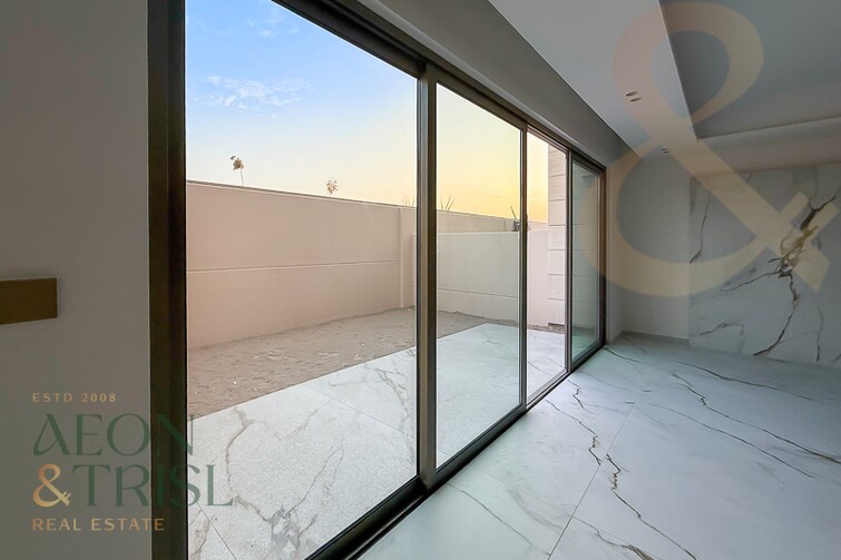 Jasmine Lane Townhouse for Rent, Jumeirah Golf Estates, Dubai