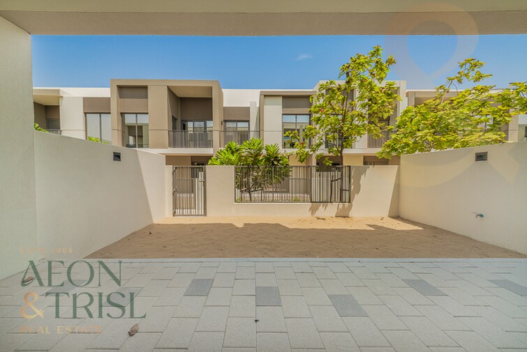 Aura Villa for Rent, Tilal Al Ghaf, Dubai