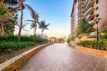 Tiara Residences Apartment for Rent, Palm Jumeirah, Dubai